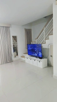 ขายทาวน์โฮม 2 ชั้น หมู่บ้านพลีโน่ วงแหวน รามอินทรา พร้อมโอน