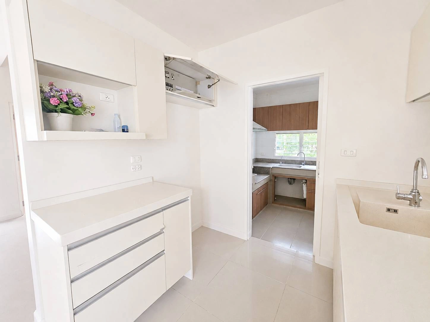 ขายบ้านเดี่ยว 2 ชั้น หลังริม หมู่บ้านมัณฑนา รามอินทรา–วงแหวน