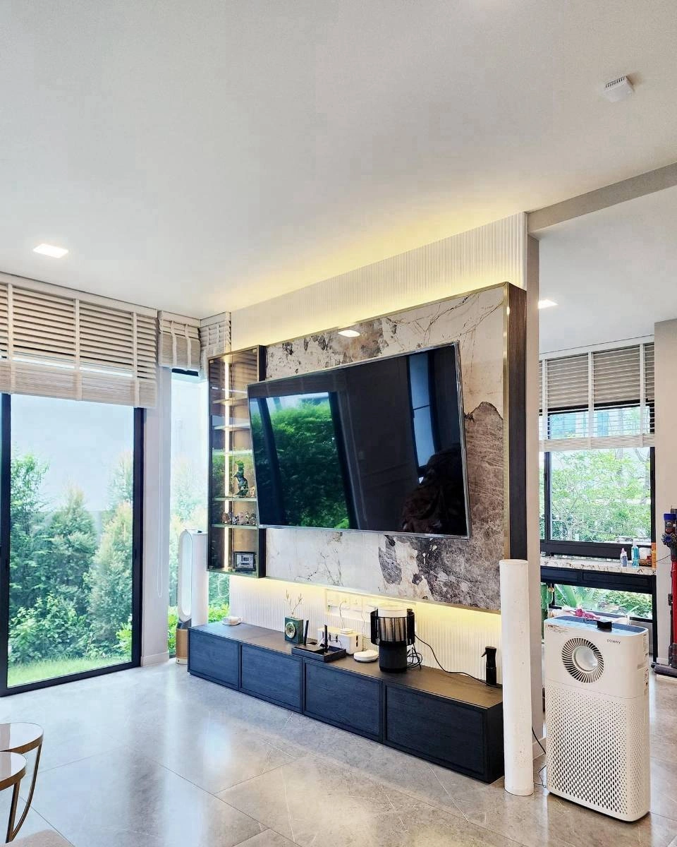 ขายบ้านเดี่ยวหรู มัณฑนา บางนา กม.15 — สังคมคุณภาพ พร้อมเข้าอยู่ทันที ราคาขาย 15,990,000 บาท