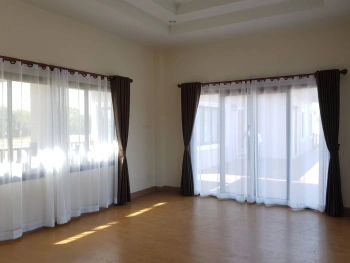 บ้านพร้อมที่ดิน