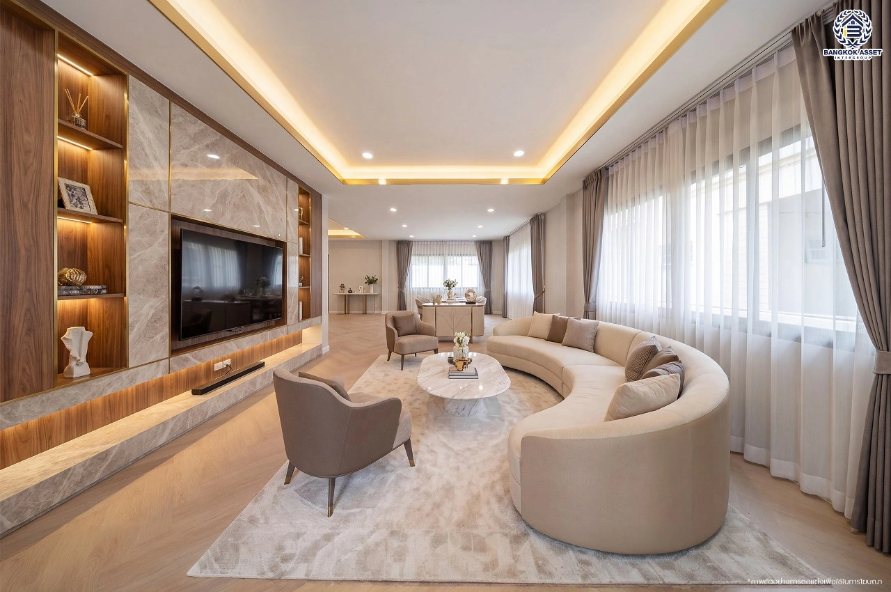 บ้านรีโนเวทใหม่ โครงการ ลัดดารมย์ ปิ่นเกล้า เนื้อที่ 84 ตร.ว. พื้นที่ใช้สอย 295.07 ตร.ม. ฟังก์ชัน 4 ห้องนอน 3 ห้องน้ำ 2 ที่จอดรถ ทำเลถนนนครอินทร์ เชื่อมต่อรัตนาธิเบศร์ กาญจนาภิเษก ราชพฤกษ์ ใกล้รถไฟฟ้าสายสีม่วง "สถานีแยกนนทบุรี 1" ใกล้ Central Westville