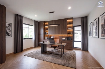 บ้านเดี่ยวรีโนเวทใหม่ โครงการ ชลลดา บางบัวทอง บนเนื้อที่ 79 ตร.ว. พื้นที่ใช้สอย 188.84 ตร.ม. ฟังก์ชัน 4 ห้องนอน 3 ห้องน้ำ และ 2 ที่จอดรถ เชื่อมต่อถนนบางกรวย-ไทรน้อย ถนนกาญจนาภิเษก ถนนรัตนาธิเบศร์ ถนนชัยพฤกษ์ และถนนราชพฤกษ์ได้สะดวก ใกล้รถไฟฟ้า MRT สายสีม่วง สถานีบางพลูและสถานีคลองบางไผ่