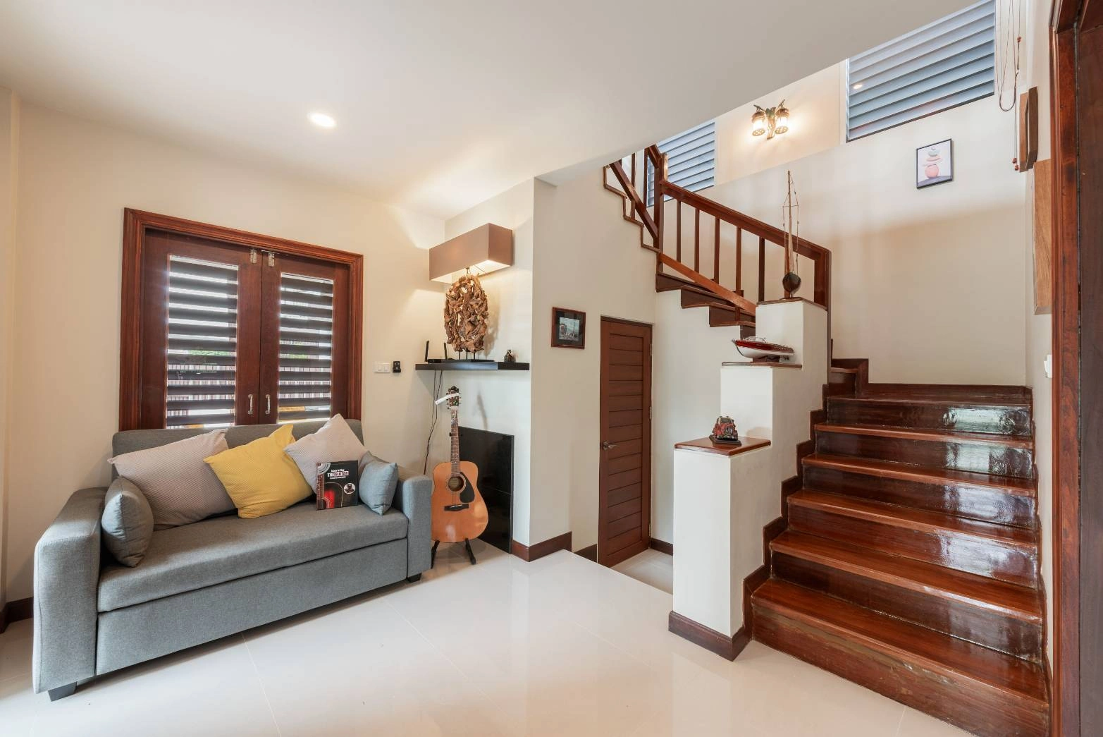 จ้าของโพสขายเอง (Owner Post)  ขายบ้านเดี่ยวหลังมุม พื้นที่สวนส่วนตัวขนาดใหญ่ 102.2 ตรว !!! รีโนเวทใหม่ทั้งหลัง พร้อมเข้าอยู่ โดยผู้รับเหมาชาวตะวันตกที่ผ่านการรับรองมาตรฐาน