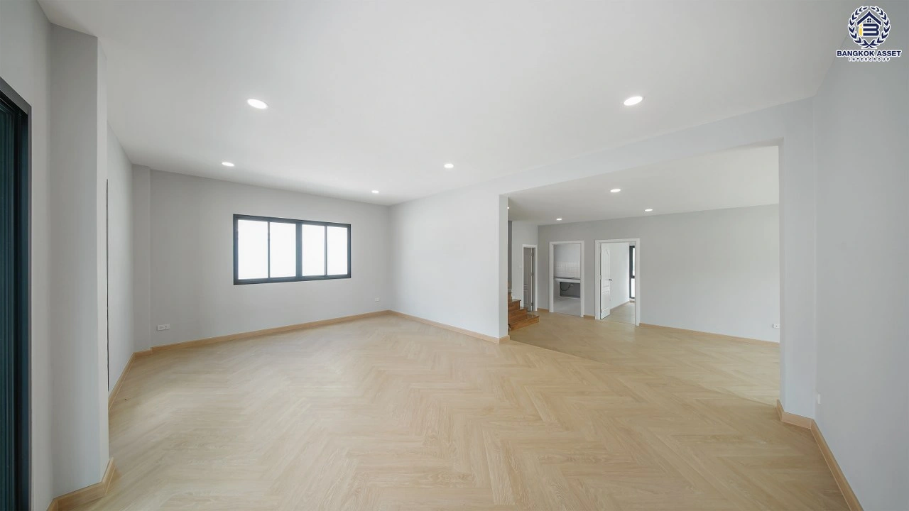 บ้านเดี่ยวรีโนเวท โครงการ ประดับดาว 1-4 ราชพฤกษ์-รัตนาธิเบศร์ เนื้อที่ 99.6 ตร.ว. พื้นที่ใช้สอย 308.41 ตร.ม. ฟังก์ชัน 4 ห้องนอน 3 ห้องน้ำ จอดรถได้ 2 คัน เชื่อมต่อถนนราชพฤกษ์ ถนนรัตนาธิเบศร์ รายล้อมด้วยสิ่งอำนวยความสะดวกครบครัน ใกล้รถไฟฟ้าสายสีม่วง "สถานีบางรักน้อยท่าอิฐ"...