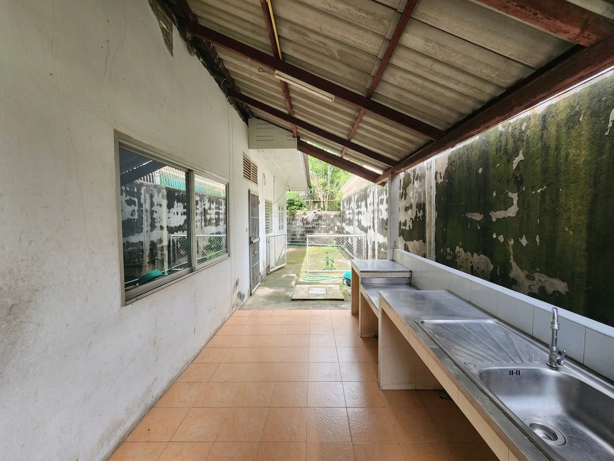 ขายที่ดินพร้อมบ้านเดี่ยว งามวงศ์วาน 18 แยก 10 | 260.8 ตร.ว. แปลงใหญ่ พื้นที่เหลือสร้างเพิ่มได้ | ใกล้ทางด่วน