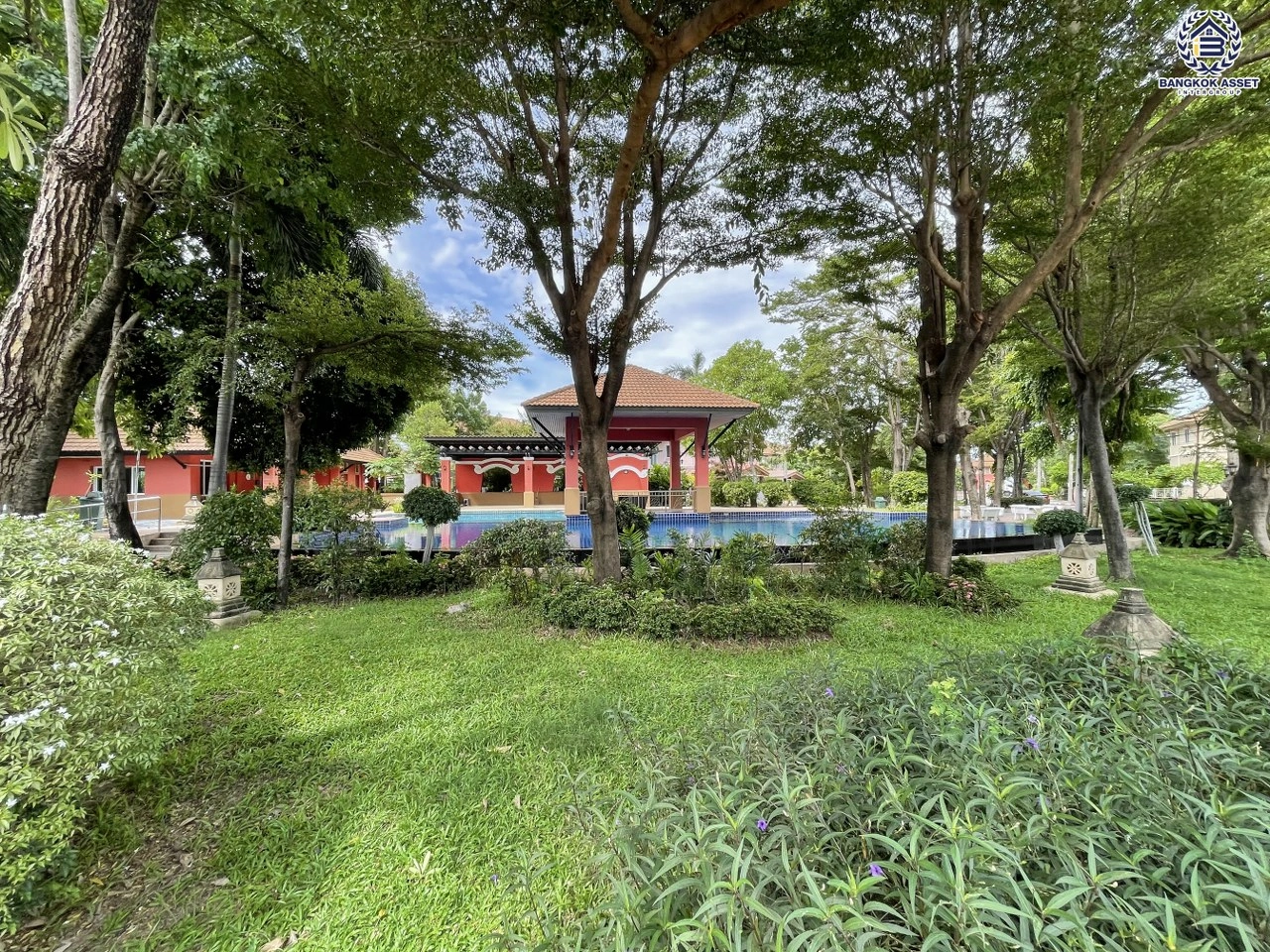 บ้านเดี่ยว 2 ชั้น โครงการ ปริญญดา เกษตร-นวมินทร์ เนื้อที่ 53.2 ตร.ว. พื้นที่ใช้สอย 150 ตร.ม. ฟังก์ชัน 3 ห้องนอน 3 ห้องน้ำ 2 ที่จอดรถ เชื่อมต่อถนนนวมินทร์ ถนนประเสริฐมนูกิจ และถนนประดิษฐ์มนูธรรม ใกล้โรงเรียนเลิศหล้า