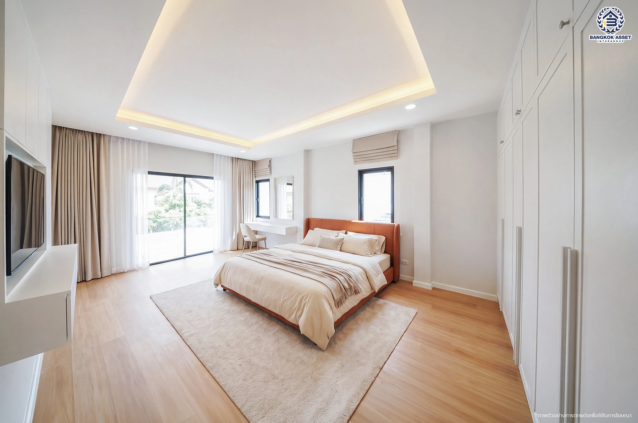 บ้านเดี่ยวรีโนเวทใหม่ โครงการ มณีรินทร์ รัตนาธิเบศร์ เนื้อที่ 89.8 ตร.ว. พื้นที่ใช้สอย 353 ตร.ม. ฟังก์ชัน 4 ห้องนอน 3 ห้องน้ำ จอดรถได้ 2 คัน บ้านอยู่ต้นโครงการ พร้อมพื้นที่รอบบ้านสำหรับการใช้งานและพักผ่อน เดินทางสะดวก เชื่อมต่อถนนรัตนาธิเบศร์ ถนนราชพฤกษ์ ใกล้ MRT สายสีม่วง "สถานีบางรักน้อยท่าอิฐ"