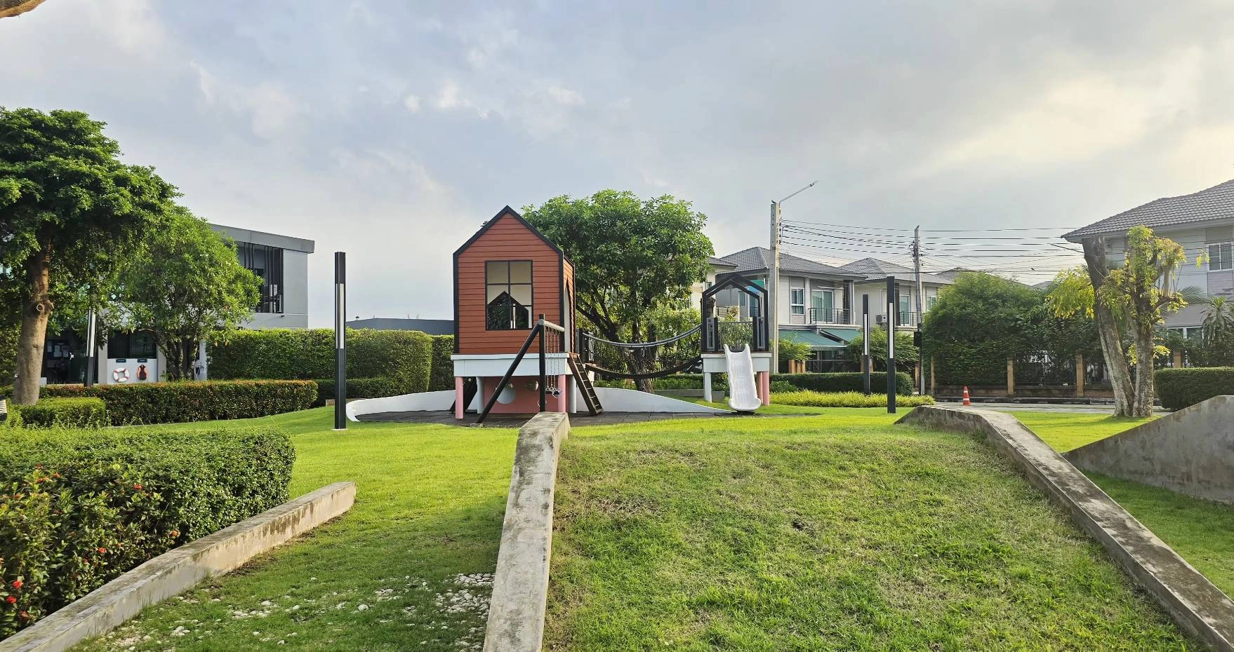 ขายบ้านแฝด 2 ชั้น โครงการ The Plant Pakkred (เดอะแพลนท์ ปากเกร็ด) บ